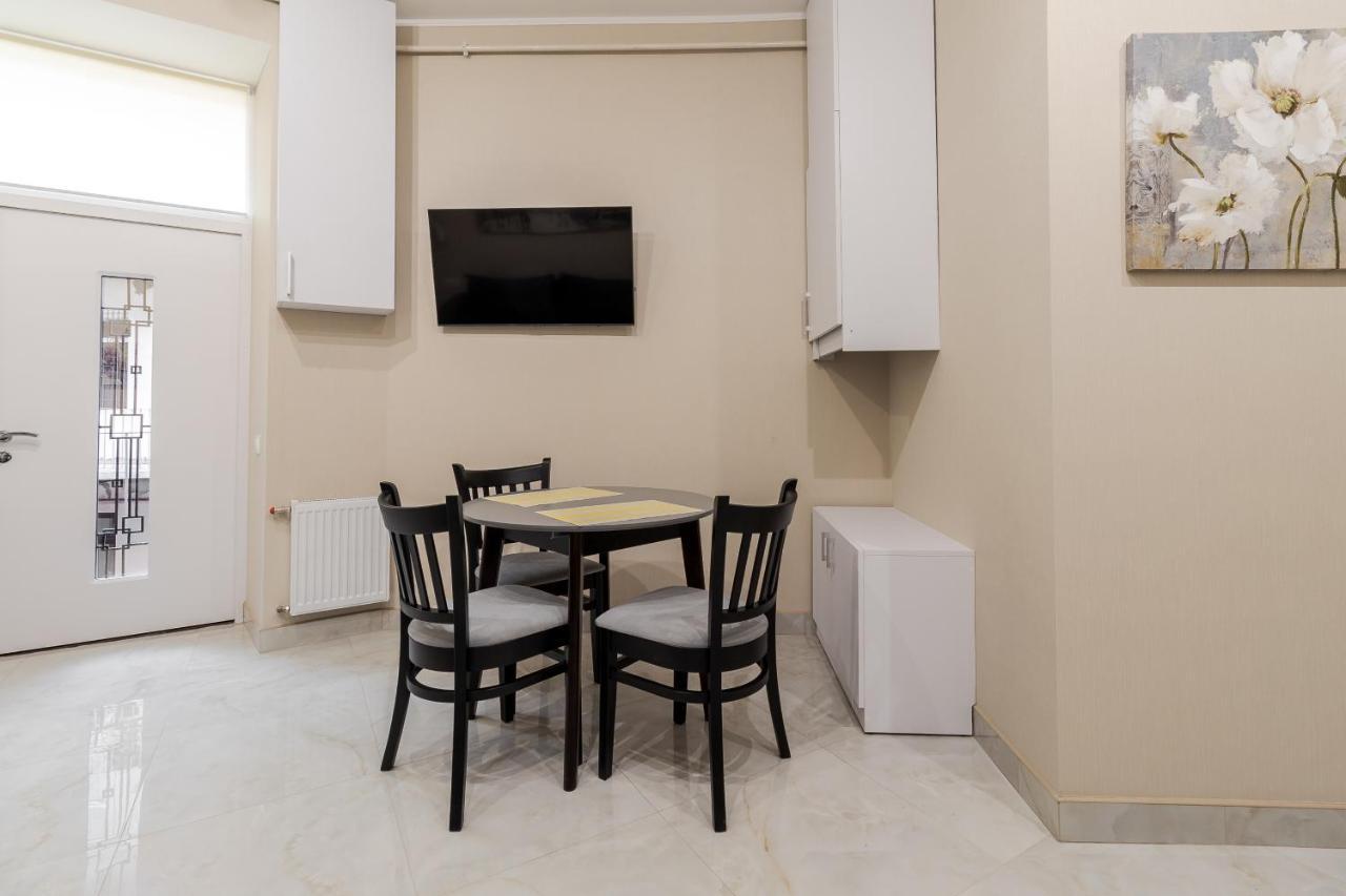 Apartament Luxury Flat In Downtown 2 Lwów Zewnętrze zdjęcie